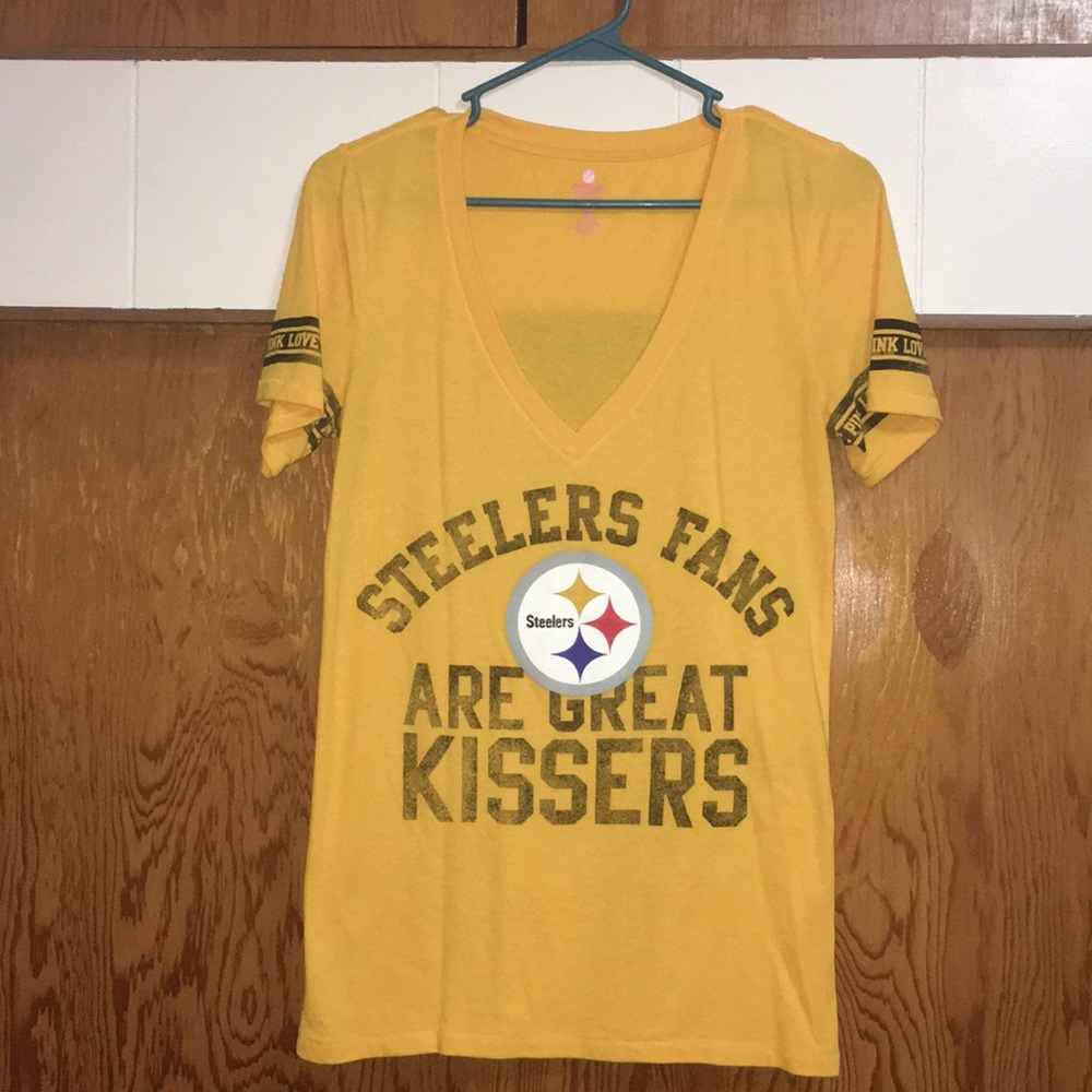 Steelers Victoria’s Secret Pink ~ Medium ~ Tee